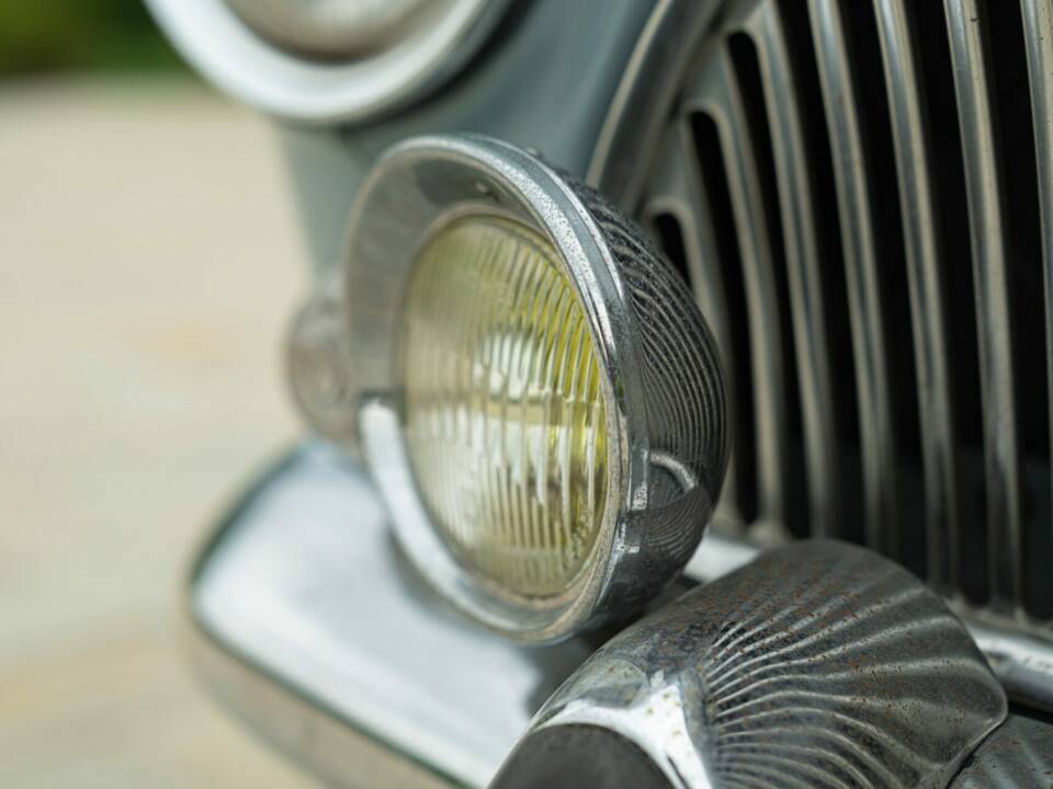 Afbeelding 32/50 van SIMCA Aronde P 60 Monthléry Spéciale (1960)