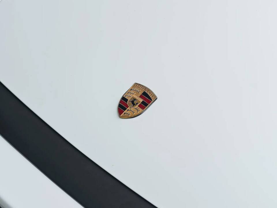 Afbeelding 8/26 van Porsche 911 Carrera 3.2 (1988)