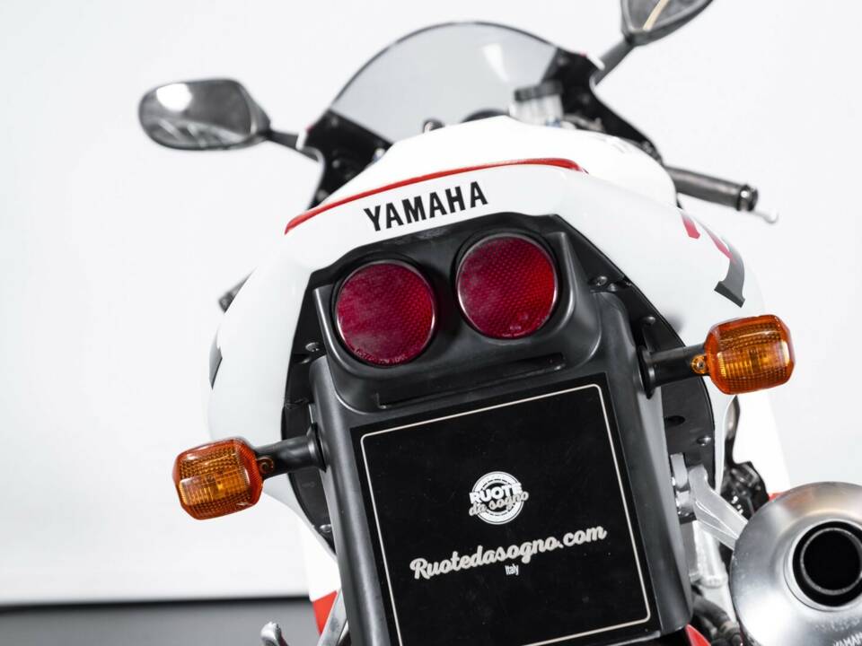 Afbeelding 38/44 van Yamaha YZF 1000 R1 (1998)