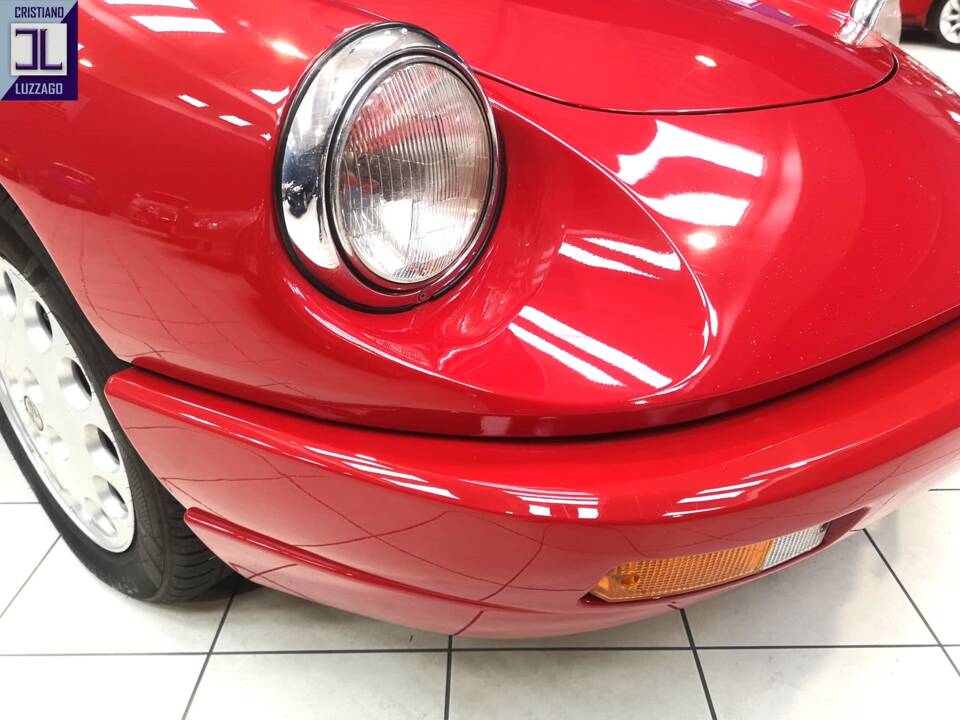 Imagen 18/63 de Alfa Romeo 2.0 Spider (1992)