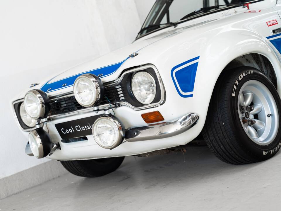 Image 33/47 de Ford Escort RS 2000 (1975)