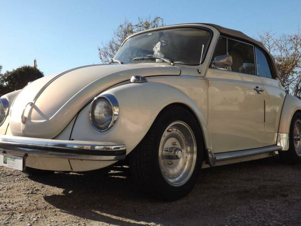 Image 2/50 de Volkswagen Coccinelle 1303 LS (1973)