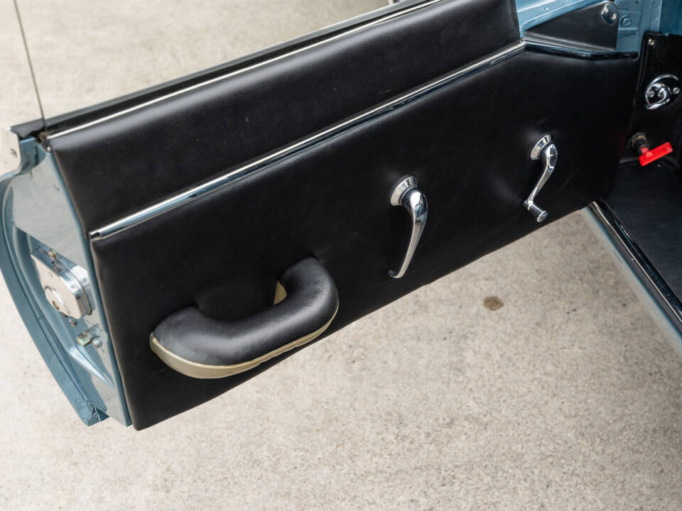 Afbeelding 36/79 van Jaguar E-Type 4.2 (1967)