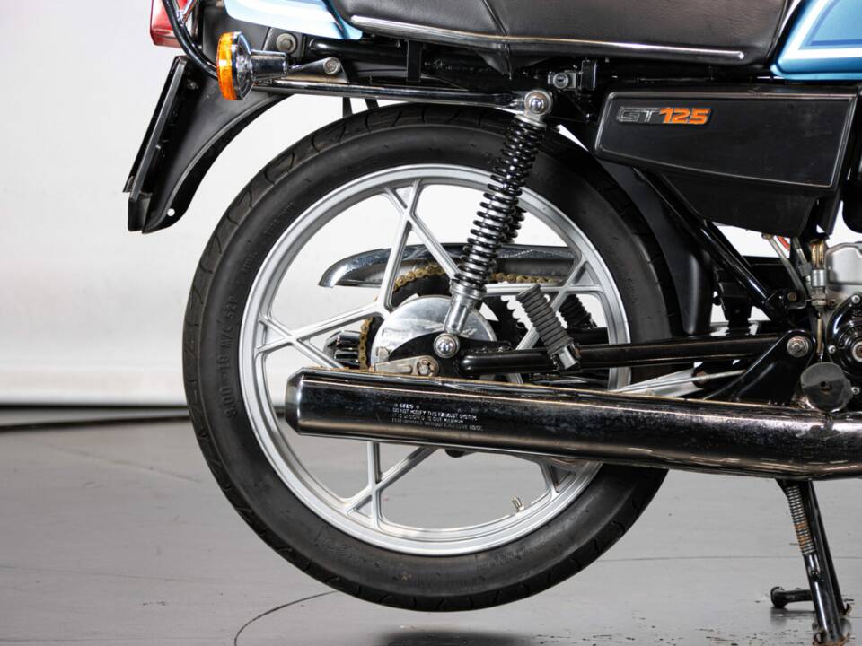Bild 39/50 von Suzuki GT 125 (1979)