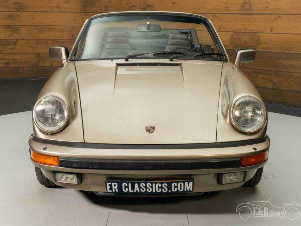 Afbeelding 5/19 van Porsche 911 Carrera 3.2 (1984)