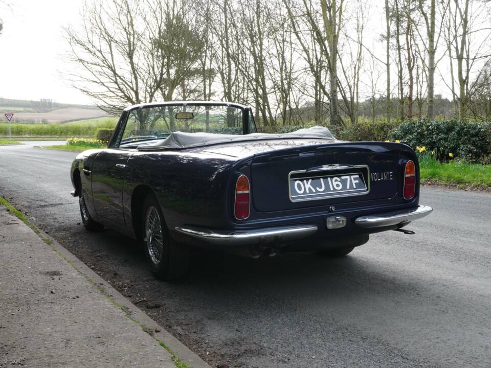 Bild 4/17 von Aston Martin DB 6 Volante (1967)