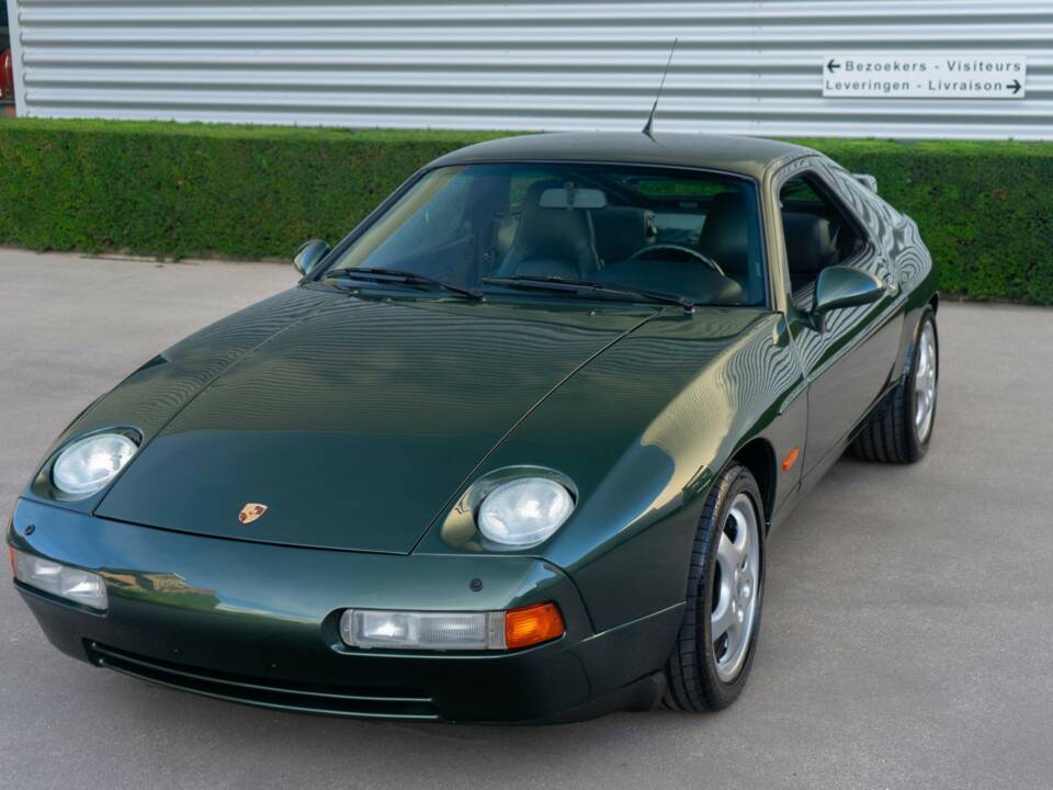 Afbeelding 8/46 van Porsche 928 GTS (1993)