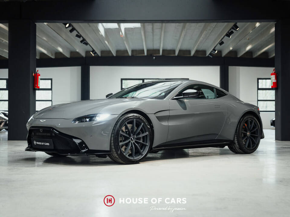 Image 2/50 de Aston Martin Vantage V8 (2019)