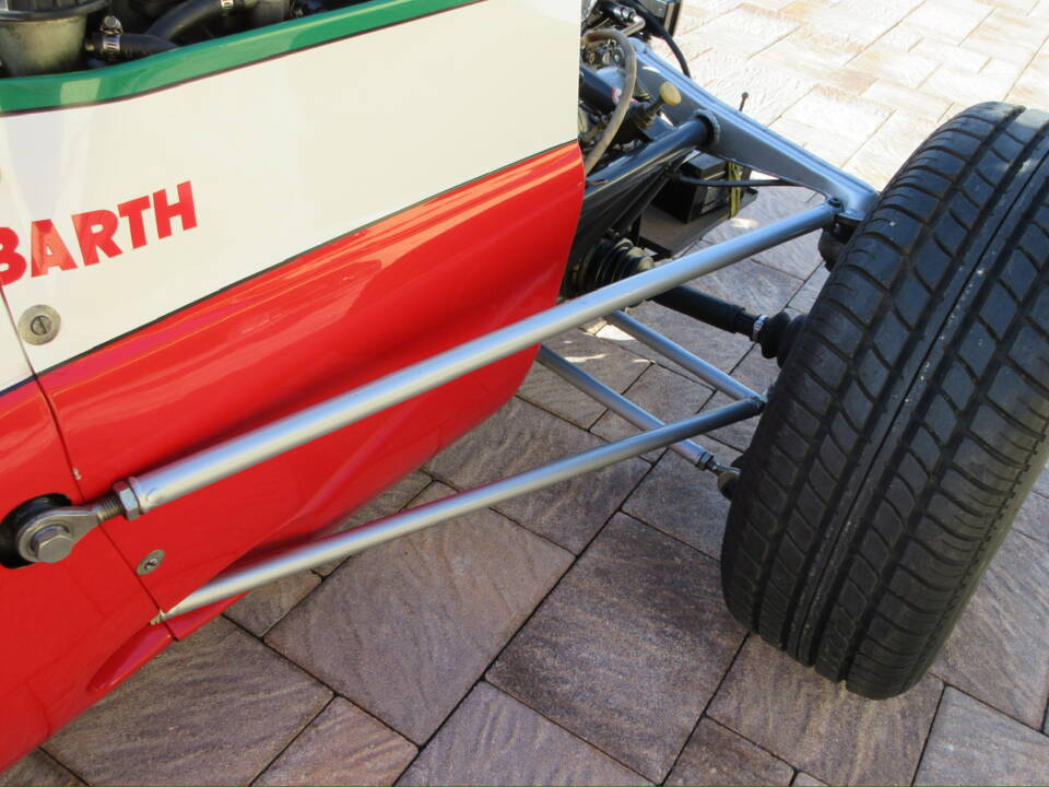 Image 13/60 of Abarth SE 025 Formula Italia (1972)