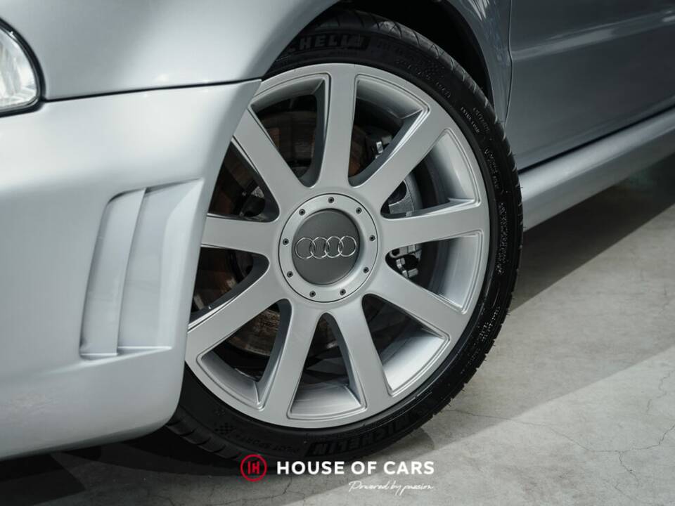 Bild 11/23 von Audi RS4 Avant (2001)