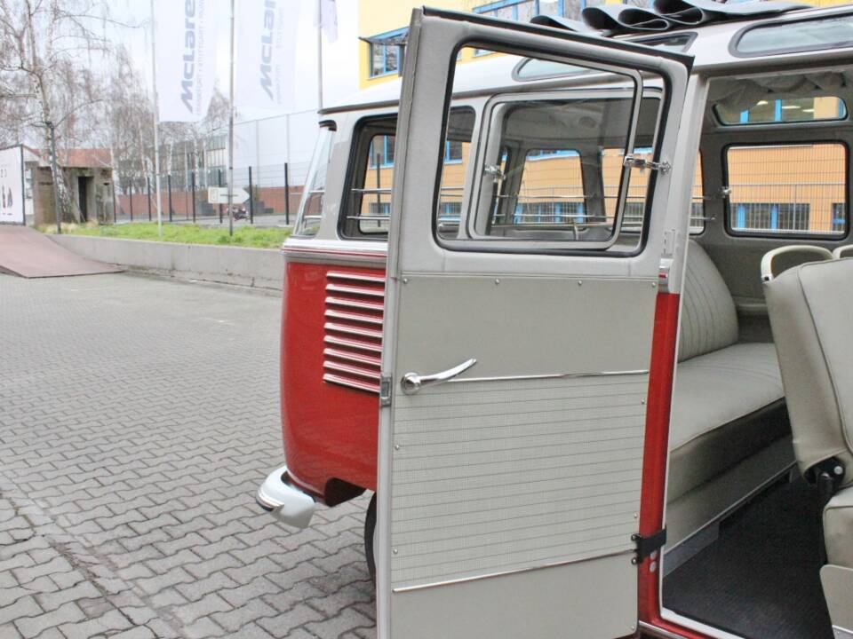 Bild 17/34 von Volkswagen T1 Samba 1.2 (1961)