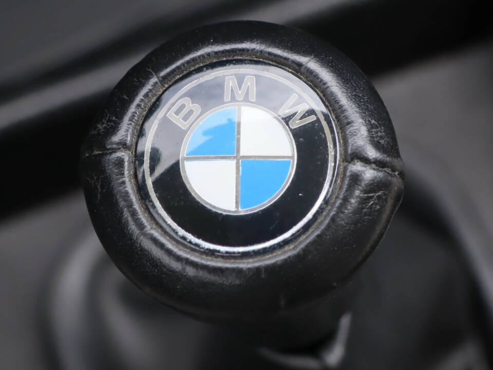 Image 16/50 of BMW 323i (1980)