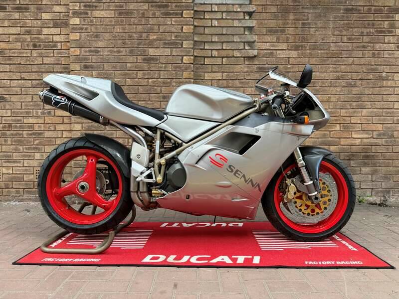 Immagine 1/50 di Ducati 916 Senna I (1997)