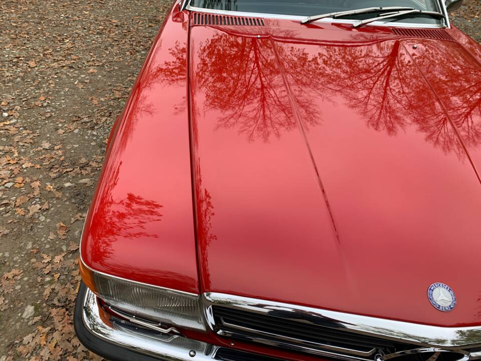 Image 41/160 of Mercedes-Benz 350 SL (1974)