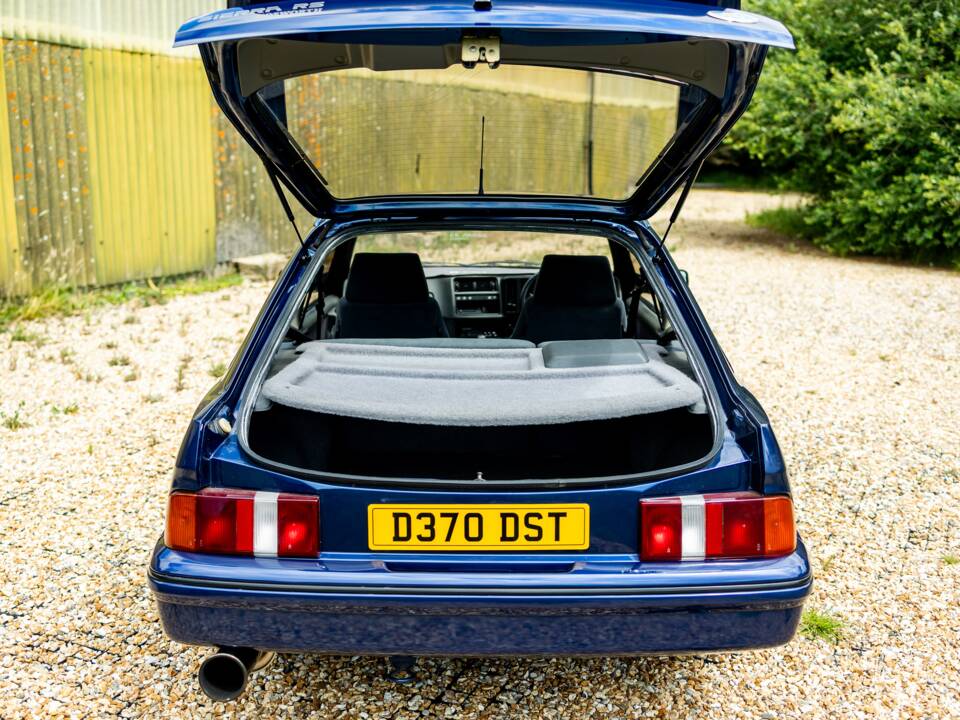 Immagine 10/26 di Ford Sierra Cosworth (1986)