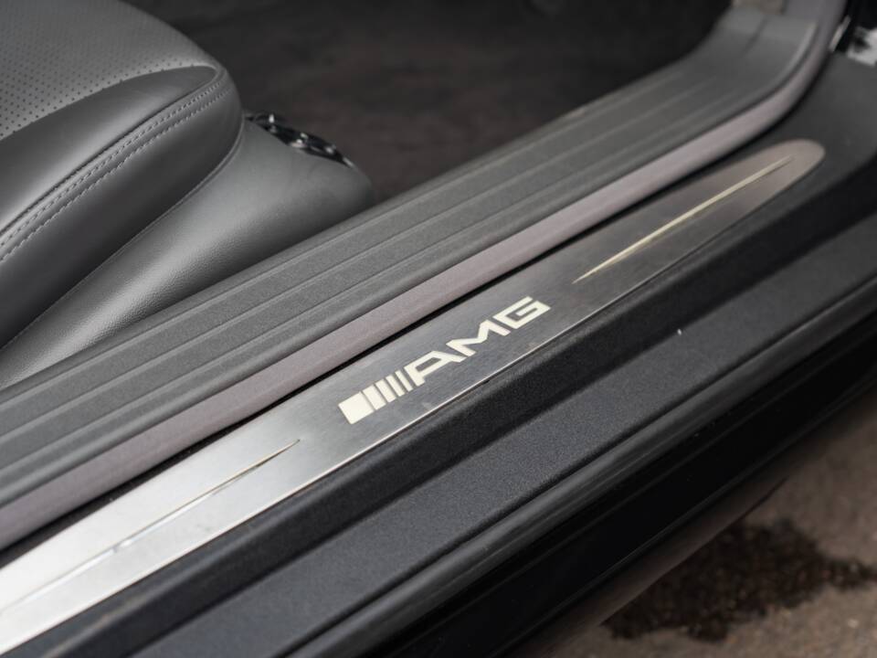 Bild 35/44 von Mercedes-Benz SL 65 AMG (2005)