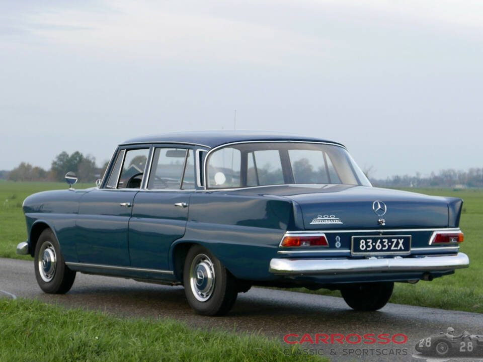 Afbeelding 31/37 van Mercedes-Benz 200 (1967)