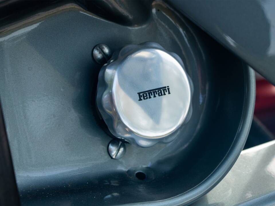 Image 28/37 of Ferrari Testarossa (1988)