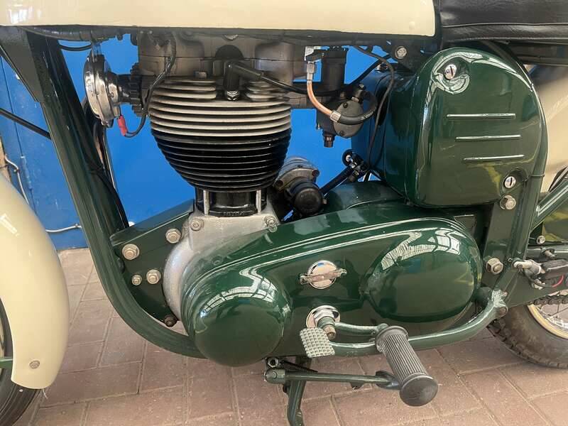 Image 4/17 of Norton DUMMY (1962)