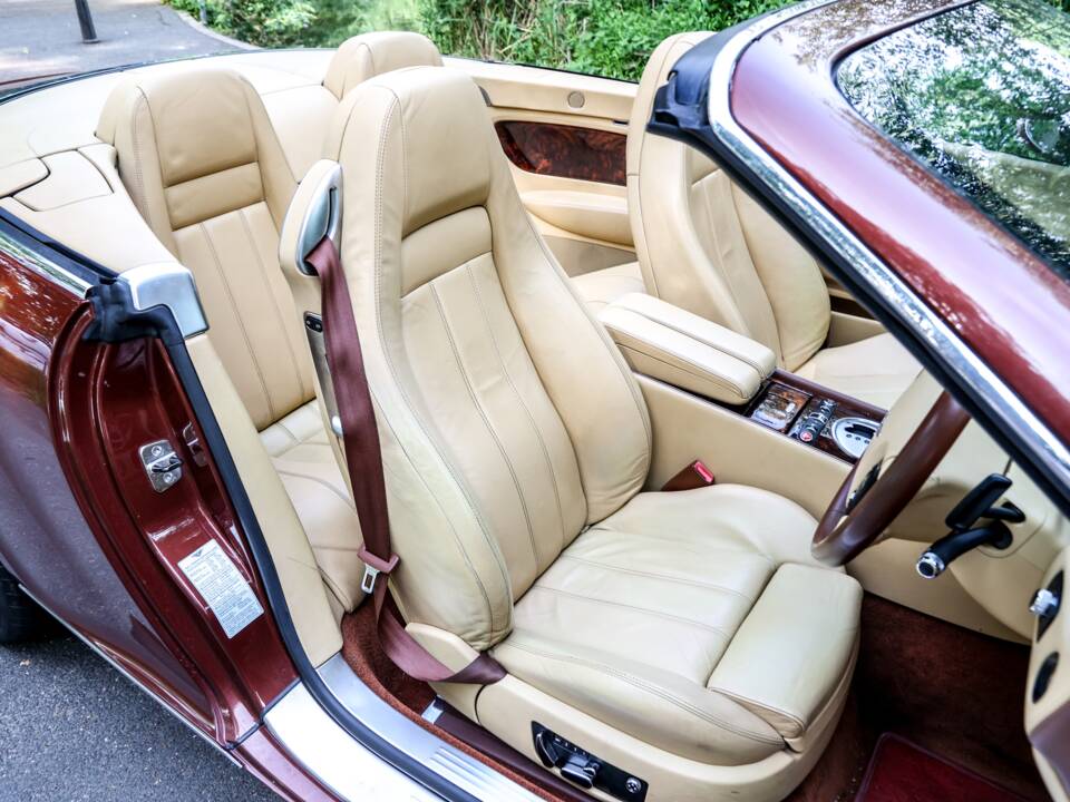 Bild 28/40 von Bentley Continental GTC (2007)
