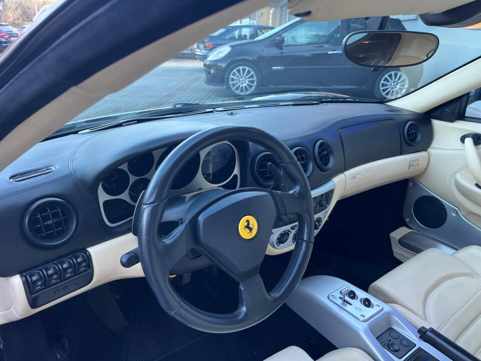 Image 13/26 of Ferrari 360 Modena (2003)