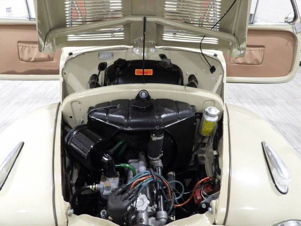 Image 11/15 of FIAT 500 C Topolino (1952)