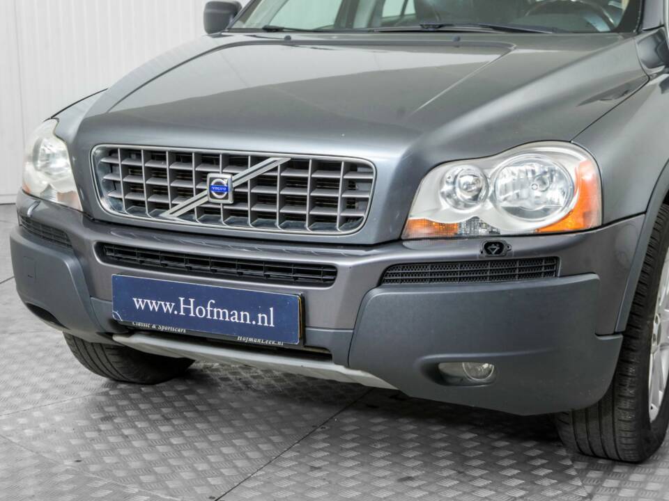 Image 16/43 of Volvo XC90 2.5T (2005)