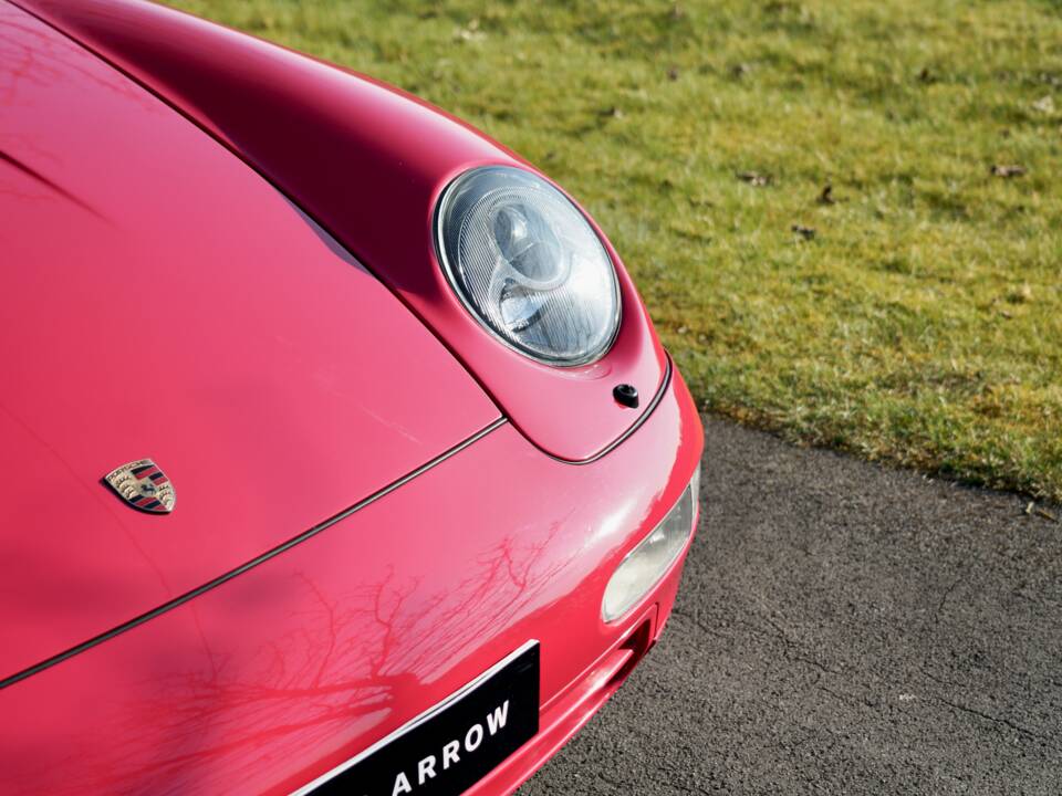Image 45/46 of Porsche 911 Carrera (1997)