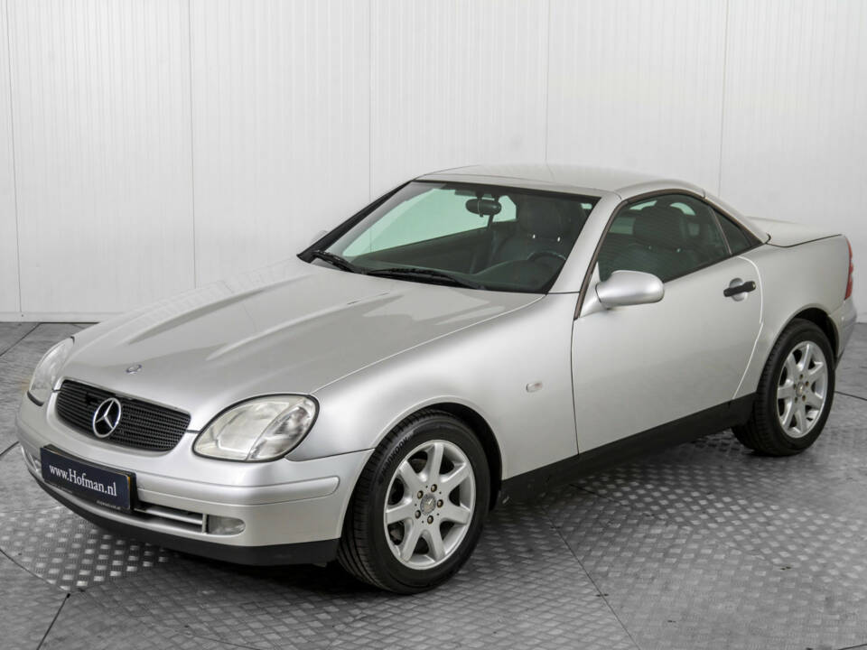 Image 45/50 of Mercedes-Benz SLK 200 (1997)