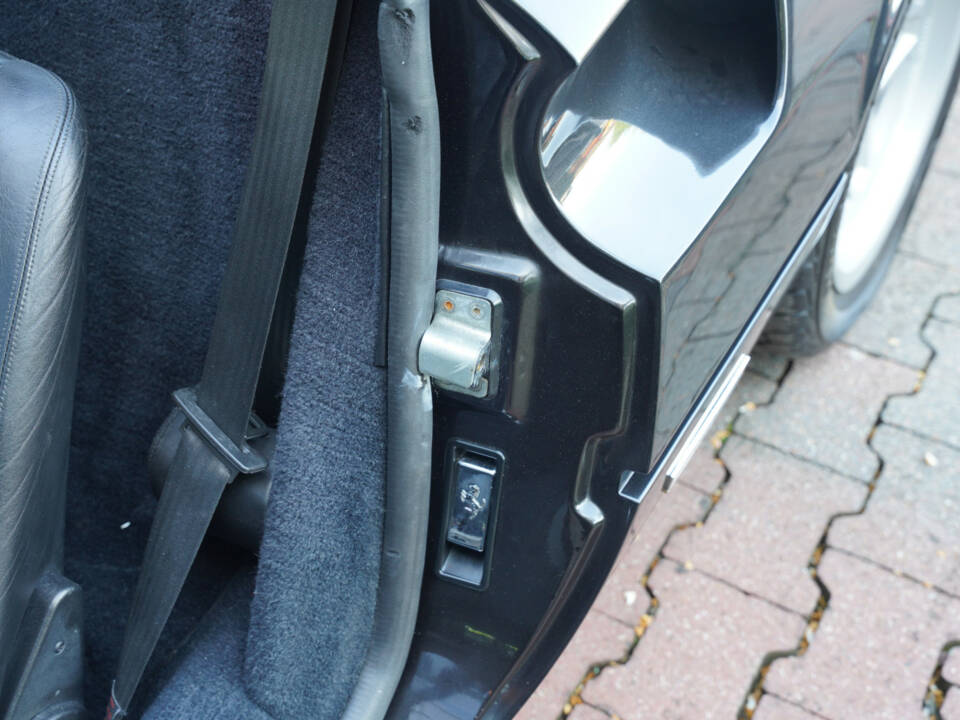 Image 26/50 of Ferrari 328 GTS (1987)