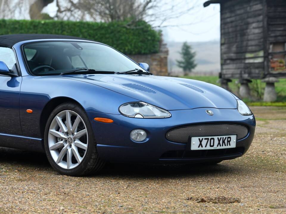 Image 12/26 de Jaguar XKR (2004)