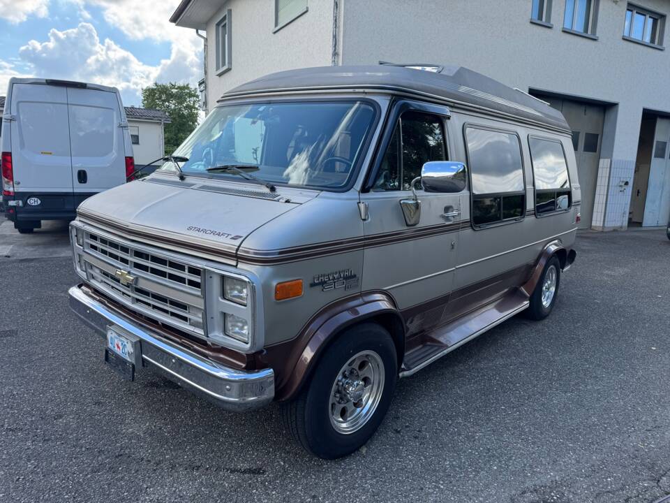 Immagine 8/14 di Chevrolet Van (1989)