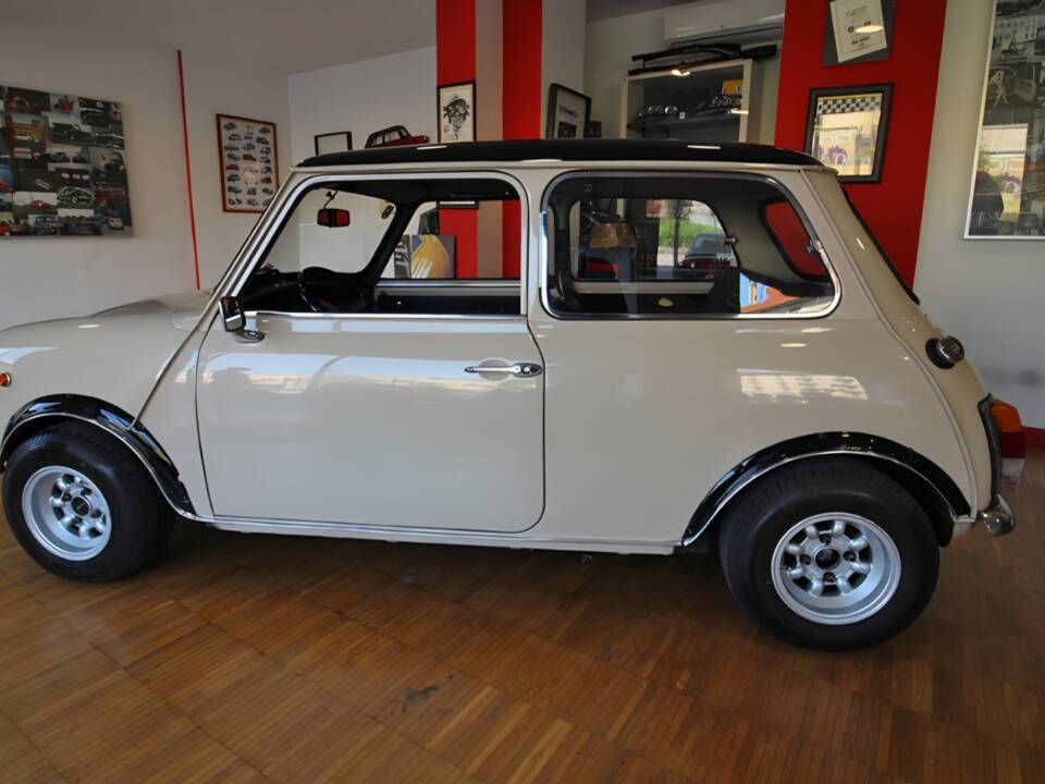 Image 8/51 de Innocenti Mini Cooper (1970)