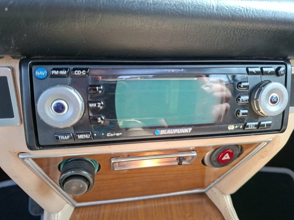 Imagen 9/19 de FIAT 124 Pininfarina Spidereuropa (1982)