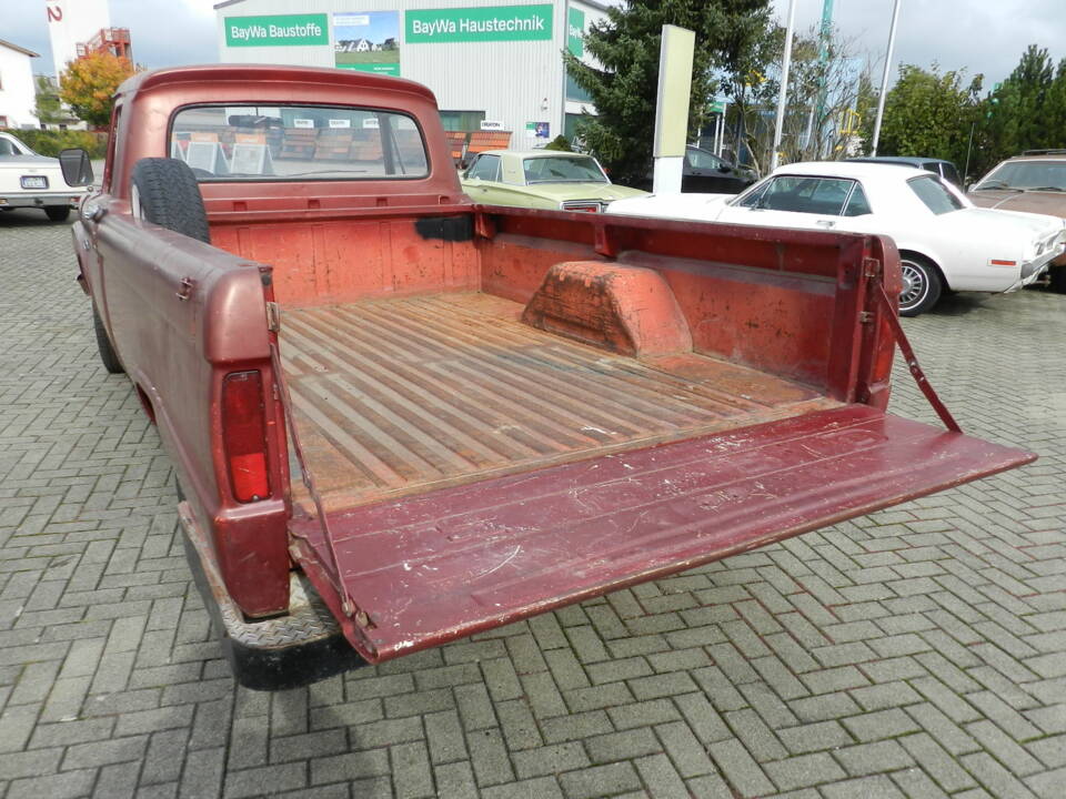 Afbeelding 22/74 van Ford F-100 Styleside (1966)