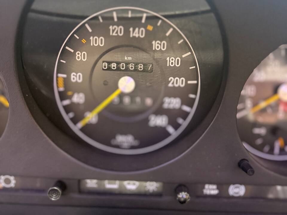 Bild 6/8 von Mercedes-Benz 300 SL (1986)