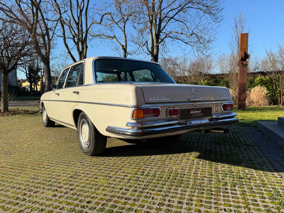 Image 44/44 of Mercedes-Benz 280 SEL 3,5 (1971)