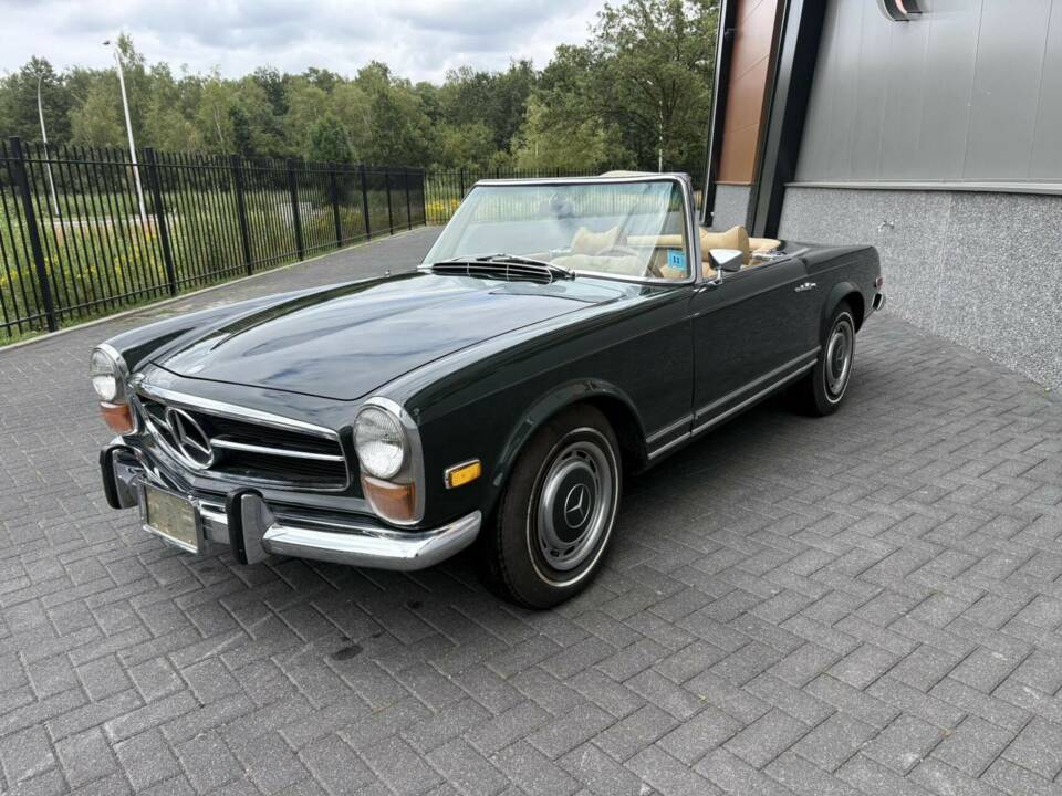 Image 4/50 de Mercedes-Benz 280 SL (1970)