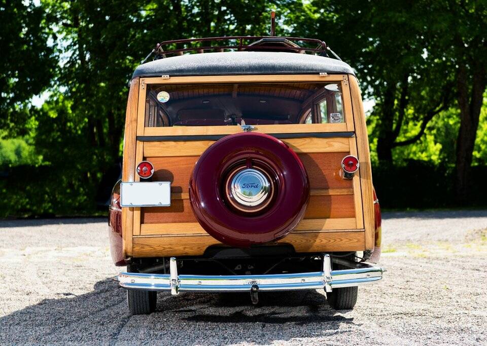 Bild 6/6 von Ford V8 Woody (1941)