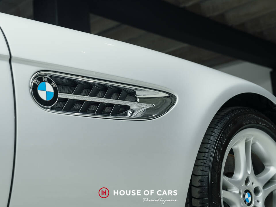 Image 12/25 of BMW Z8 (2000)