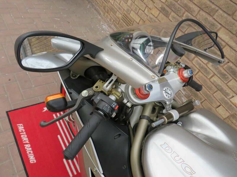 Immagine 17/50 di Ducati 916 Senna I (1997)