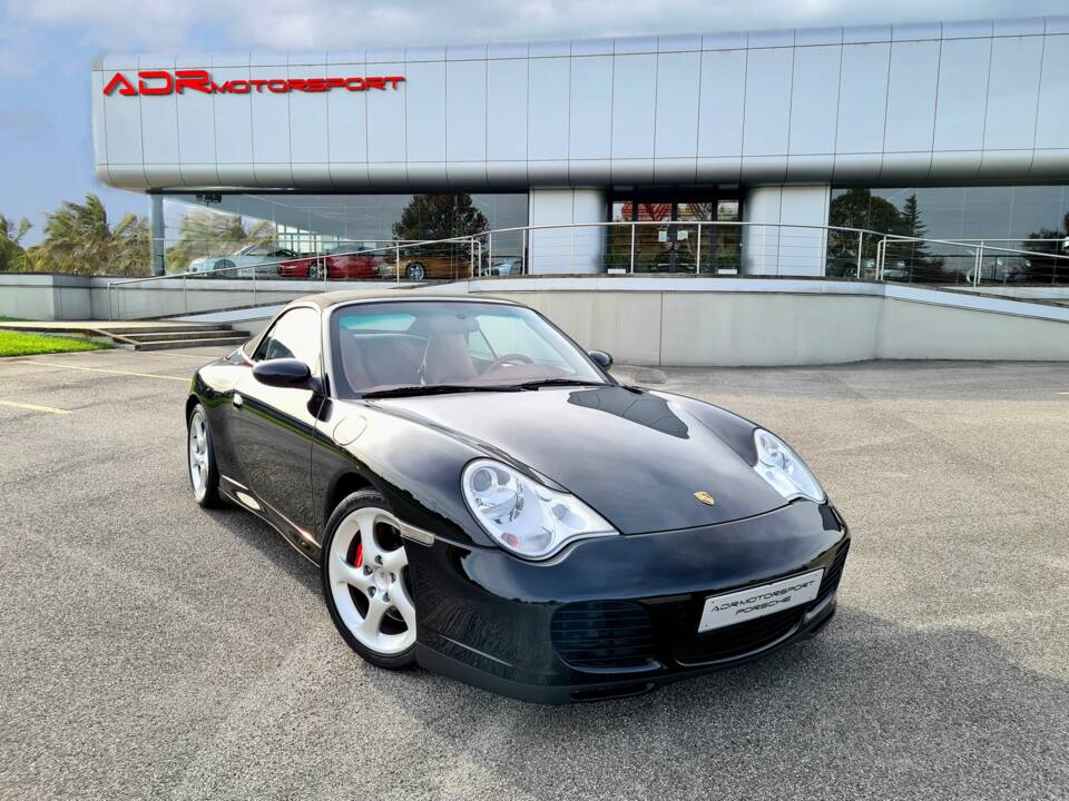 Bild 16/20 von Porsche 911 Carrera 4S (2005)