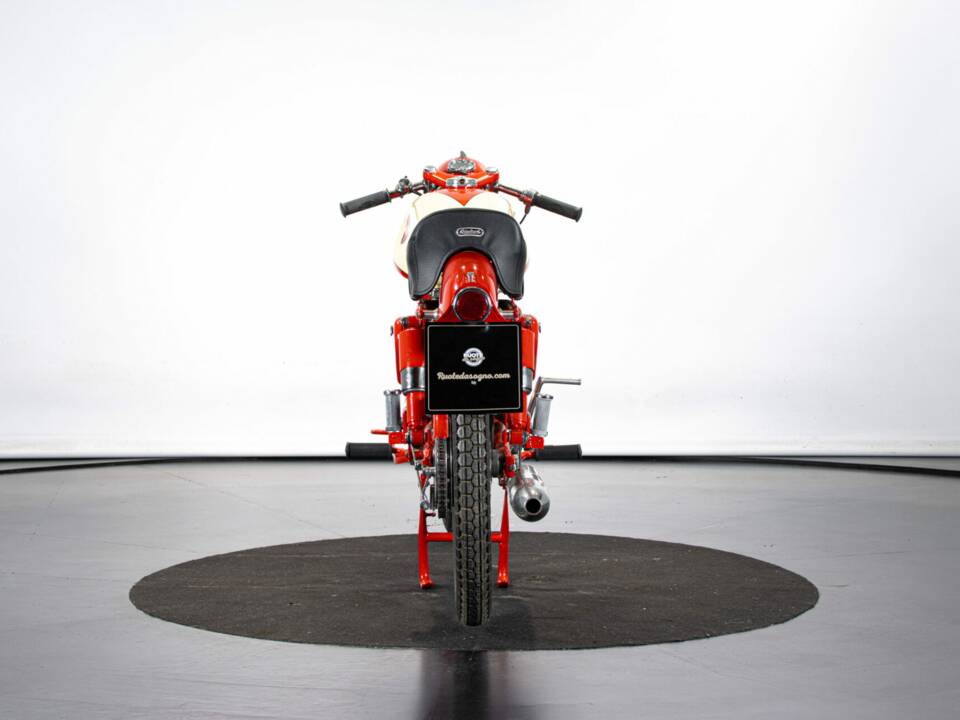 Image 3/50 of Gilera DUMMY (1956)