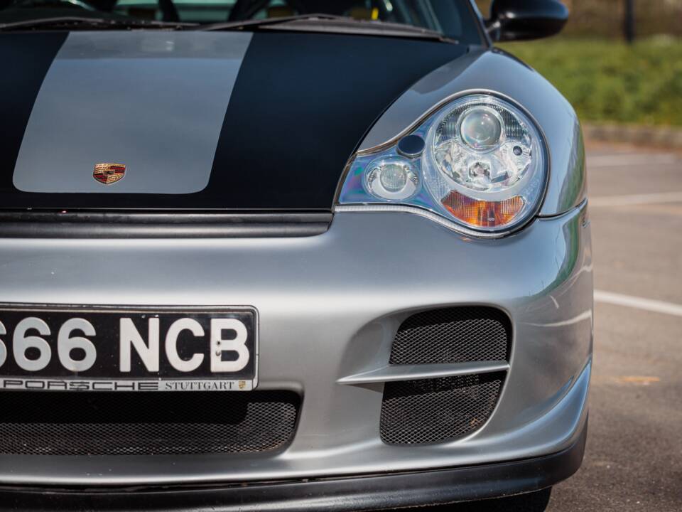 Bild 20/50 von Porsche 911 GT2 (2002)