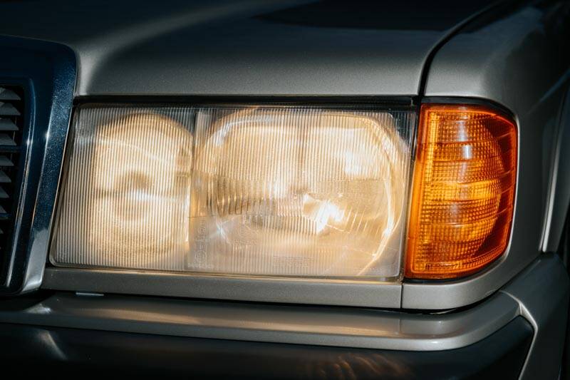 Image 68/69 de Mercedes-Benz 190 E 2.3-16 (1988)