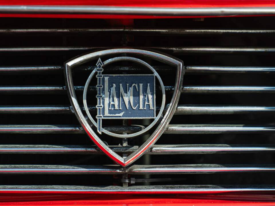 Bild 28/50 von Lancia Fulvia 1.3 S (1975)