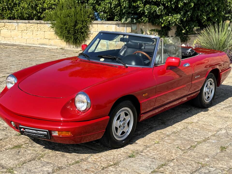Bild 9/29 von Alfa Romeo 1.6 Spider (1992)