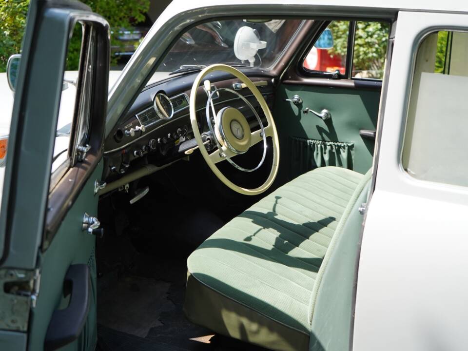 Image 4/22 of Mercedes-Benz 190 Db (1961)