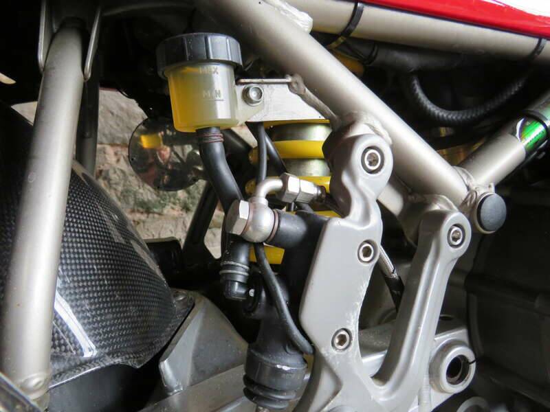 Immagine 22/38 di Ducati DUMMY (1994)