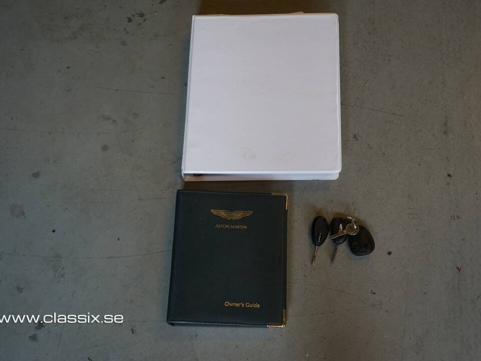 Bild 19/24 von Aston Martin DB 7 Vantage (2000)